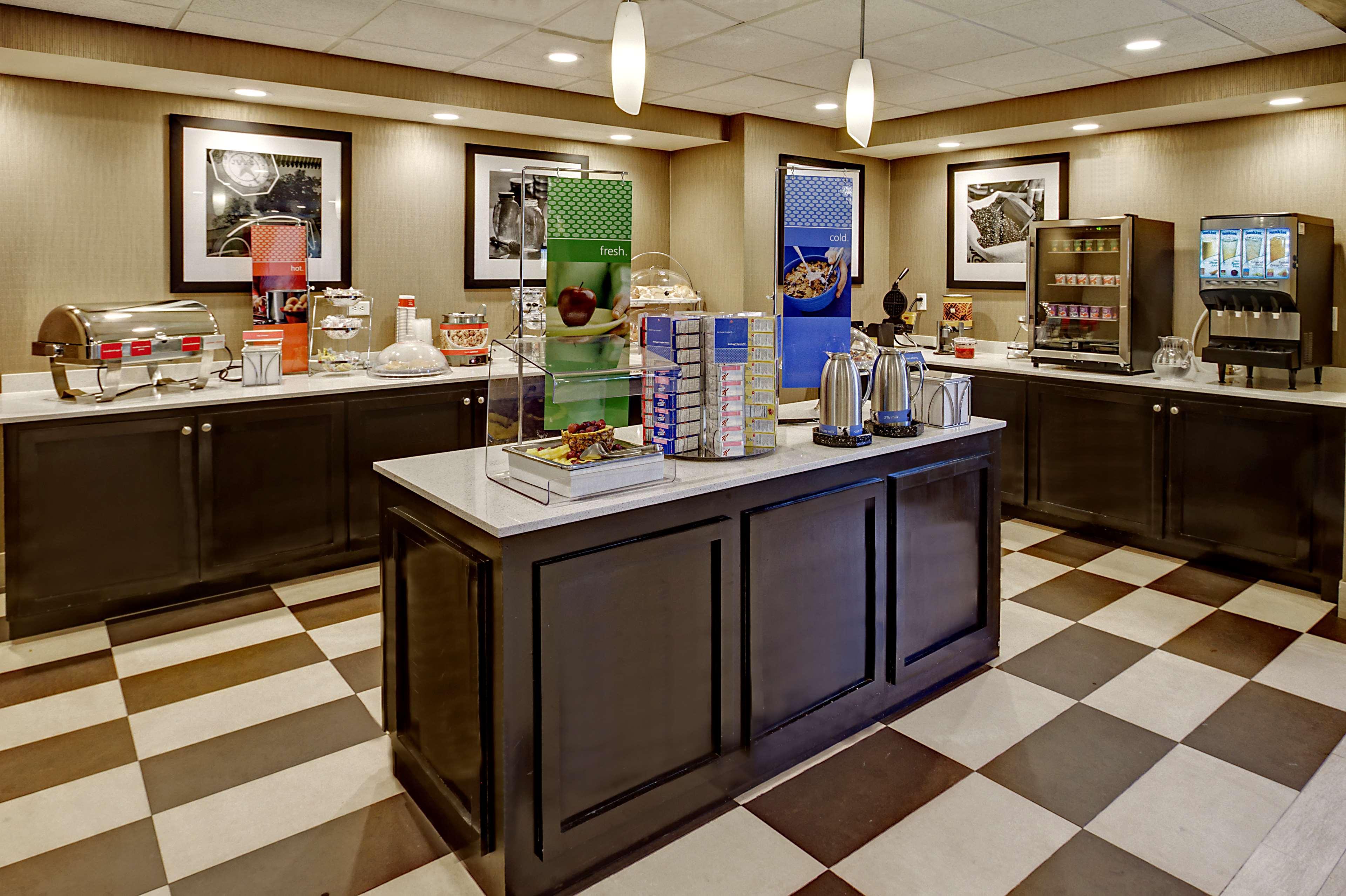 Hampton Inn Cookeville Exterior foto